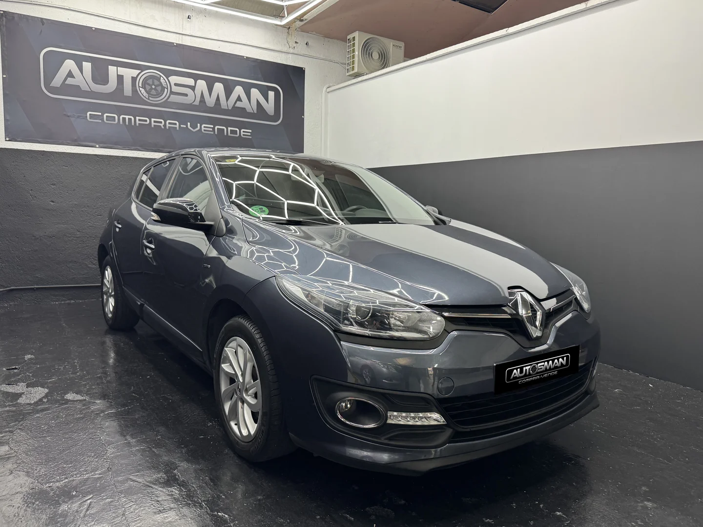 RENAULT Megane Limited Energy TCe 115 SS Euro 6 2015 Gasolina Gris - Motor